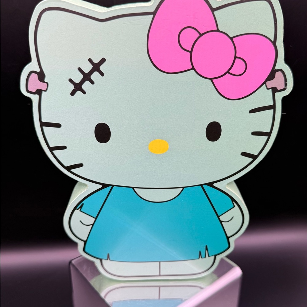Hello Kitty Mint Green Wall Decor